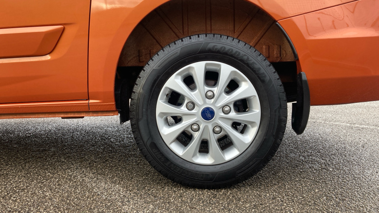 Ford Transit Custom 300 L1 Diesel Fwd 2.0 EcoBlue 170ps Low Roof D/Cab Limited Van Auto